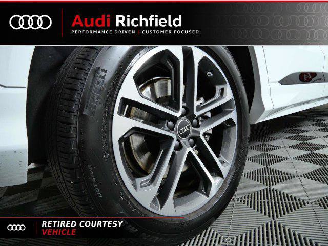 Certified 2025 Audi Q5 Premium w/ Convenience Package AWD/4WD image 21