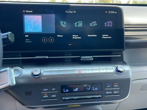 New 2026 Hyundai Kona SEL Premium image 18