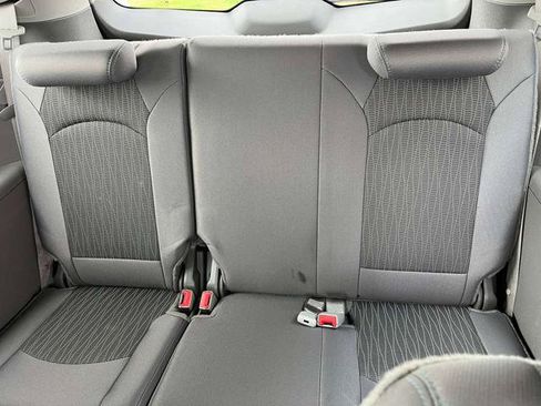 Used 2014 Chevrolet Traverse LT FWD image 17