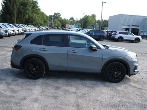 Used 2026 Honda HR-V Sport image 4