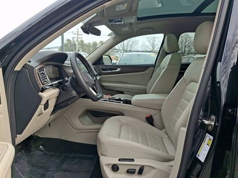 Certified 2024 Volkswagen Atlas SEL image 14