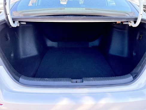 Used 2024 Honda Accord EX image 24