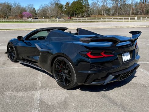 Used 2024 Chevrolet Corvette Z06 w/ Stealth Interior Trim Package image 3