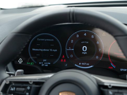 New 2026 Porsche Cayenne GTS image 33