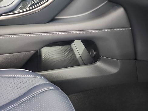 New 2026 INFINITI QX80 4WD image 12