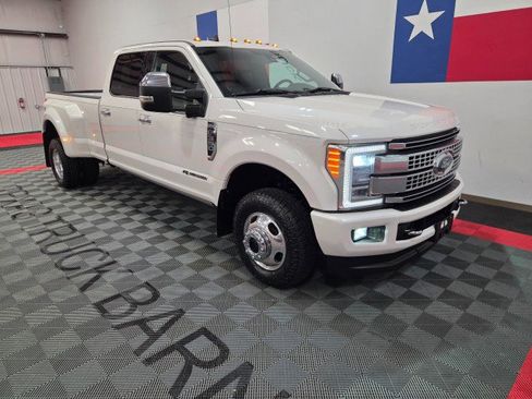 Used 2019 Ford F350 Platinum w/ Platinum Ultimate Package image 25