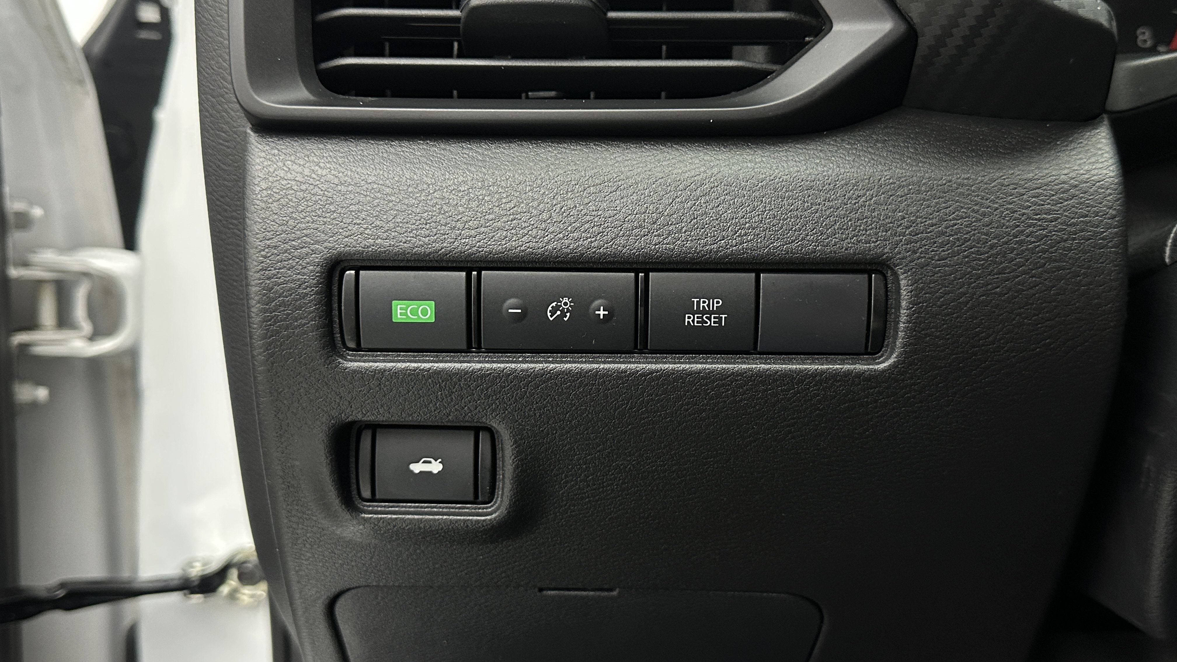 Used 2024 Nissan Sentra S w/ Lighting Package FWD image 15