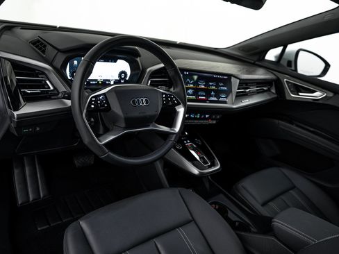 Certified 2024 Audi Q4 e-tron Prestige w/ Black Optic Package AWD/4WD image 10