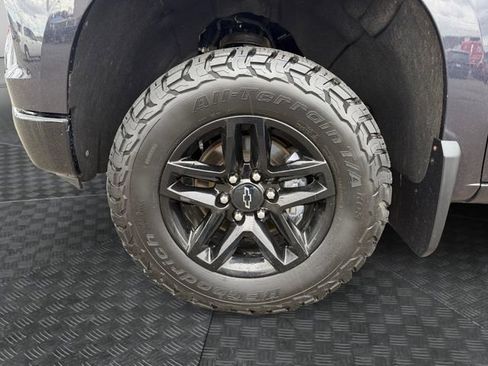 Used 2023 Chevrolet Silverado 1500 LT Trail Boss w/ Protection Package AWD/4WD image 14