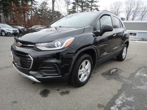 Used 2019 Chevrolet Trax LT w/ LT Convenience Package AWD/4WD image 1