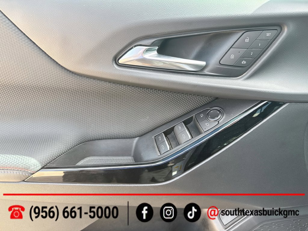 Used 2025 Chevrolet Equinox RS w/ Safety and Technology Package FWD image 10
