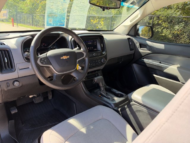 Used 2020 Chevrolet Colorado W/T w/ Custom Special Edition RWD image 15