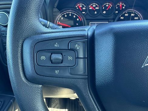 Used 2023 Chevrolet Silverado 1500 Custom image 15