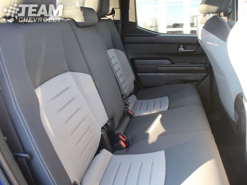 Used 2024 Toyota Tacoma TRD Off-Road image 25