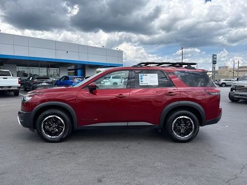 Used 2023 Nissan Pathfinder Rock Creek AWD/4WD image 6