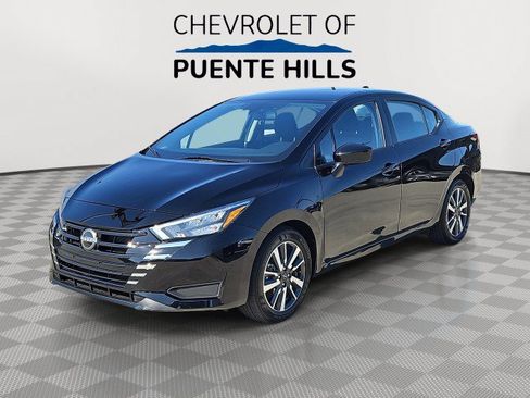 Used 2025 Nissan Versa SV FWD image 1