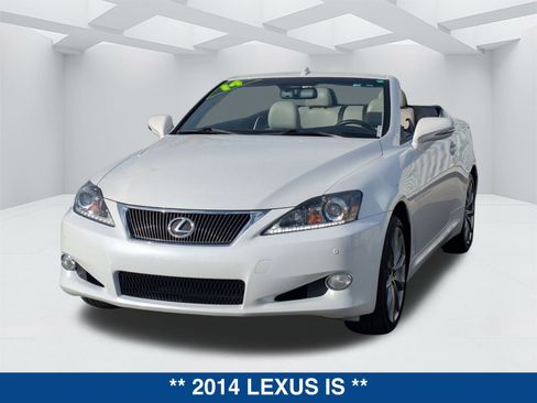 Used 2014 Lexus IS 250C image 7