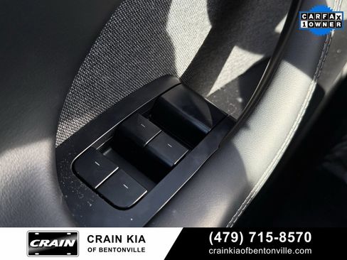 Used 2022 Tesla Model X image 18