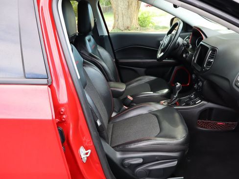 Used 2018 Jeep Compass Trailhawk AWD/4WD image 22