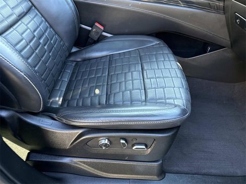 Certified 2023 Cadillac Escalade ESV V w/ LPO, ONYX Package image 12