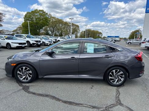 Used 2016 Honda Civic EX image 2