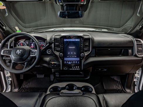 Used 2025 RAM 3500 Big Horn image 15