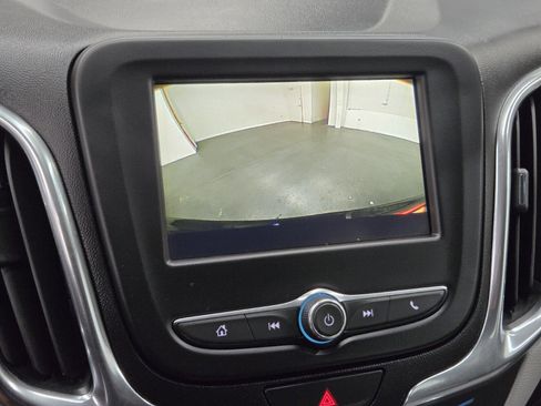 Used 2019 Chevrolet Equinox LS w/ LPO, Cargo Package FWD image 18