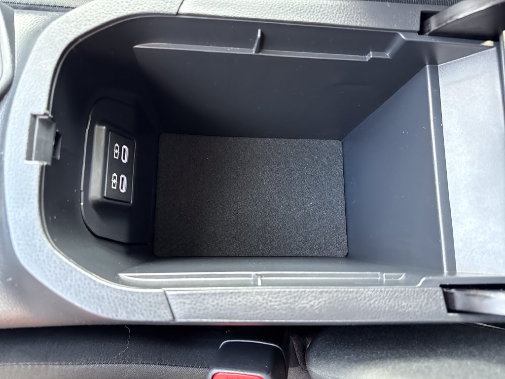 Certified 2025 Toyota RAV4 LE AWD/4WD image 26