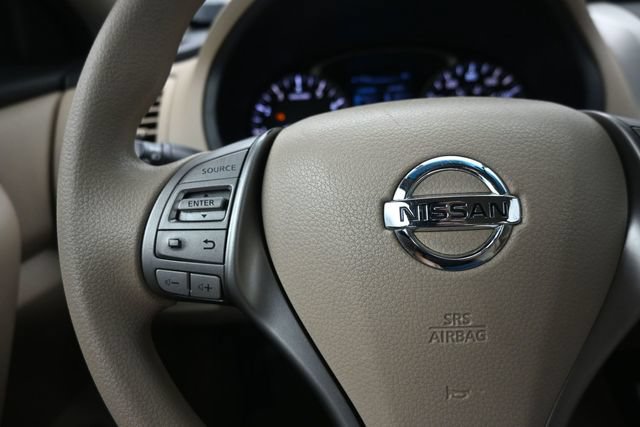 Used 2014 Nissan Altima 2.5 S w/ Sport Value Package FWD image 24