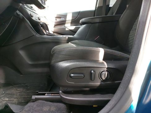 Used 2019 Chevrolet Equinox LT image 30