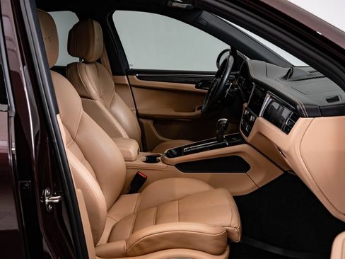 Certified 2023 Porsche Macan GTS AWD/4WD image 24