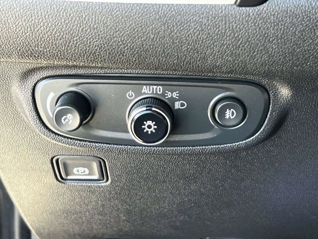Used 2024 GMC Terrain SLT w/ LPO, Floor Liner Package AWD/4WD image 22