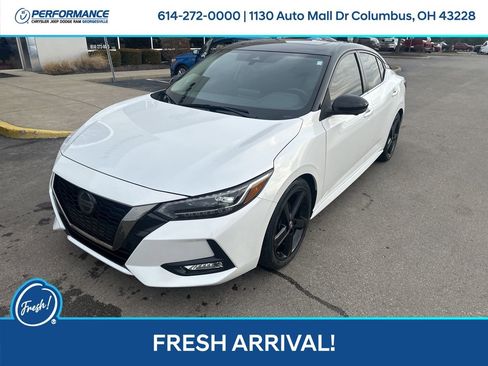 Used 2022 Nissan Sentra SR w/ Lighting Package image 8