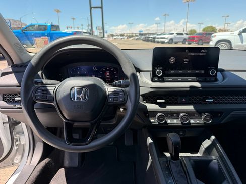 Used 2024 Honda Accord EX image 14