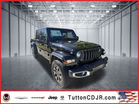 New 2025 Jeep Gladiator Sport w/ Premium Package image 1