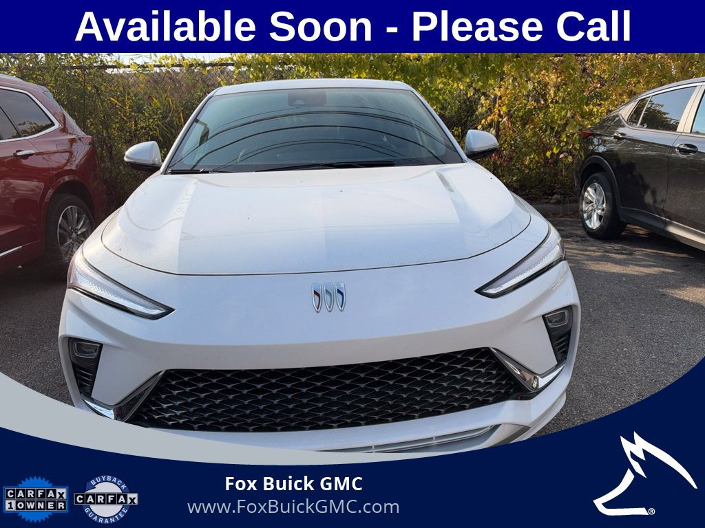 Used 2025 Buick Envista Avenir FWD image 2