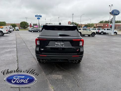 Used 2025 Ford Explorer ST w/ Sun And Sound Package AWD/4WD image 3