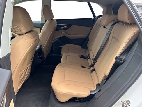 Used 2023 Audi Q8 Premium Plus AWD/4WD image 14