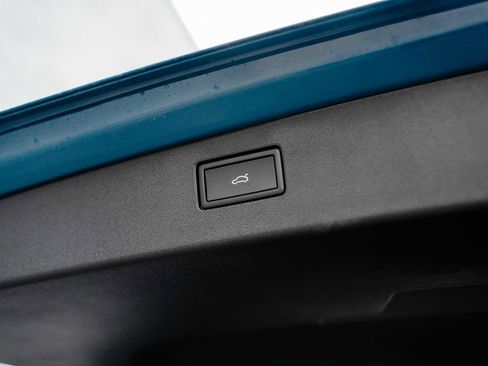 New 2026 Volkswagen Tiguan SE R-Line image 45