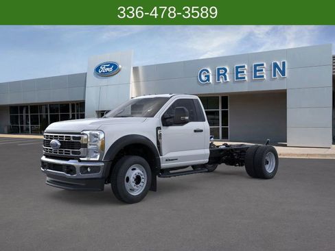 New 2026 Ford F450 XL image 2