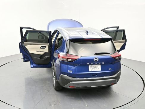Used 2022 Nissan Rogue SL w/ SL Premium Package FWD image 24