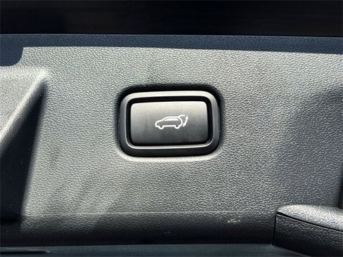 Certified 2025 Hyundai Tucson SEL image 40