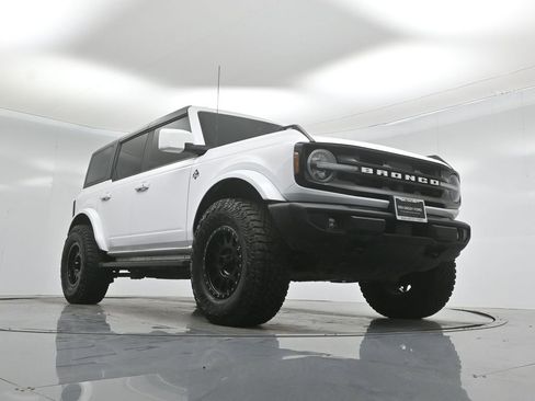 Used 2021 Ford Bronco Outer Banks AWD/4WD image 41