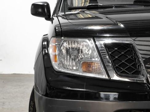 Used 2019 Nissan Frontier S image 40