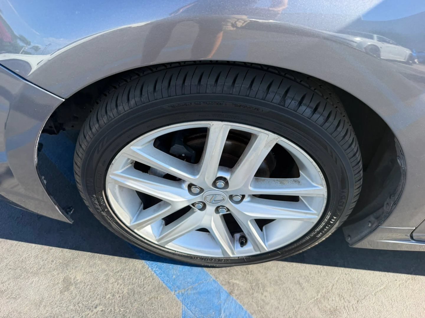 Used 2015 Lexus CT 200h w/ Navigation Package FWD image 31