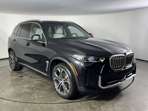 New 2026 BMW X5 xDrive40i image 3