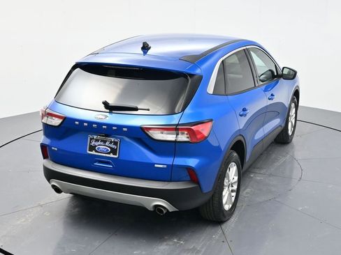 Used 2020 Ford Escape SE image 40