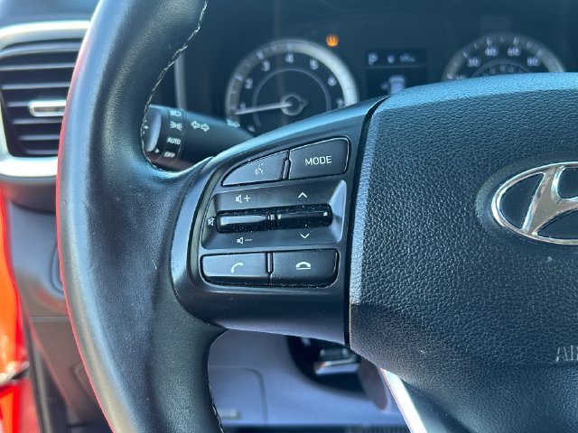 Used 2022 Hyundai Venue SEL FWD image 15