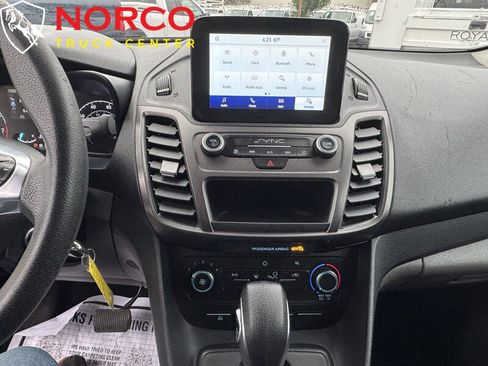 Used 2021 Ford Transit Connect XLT image 25