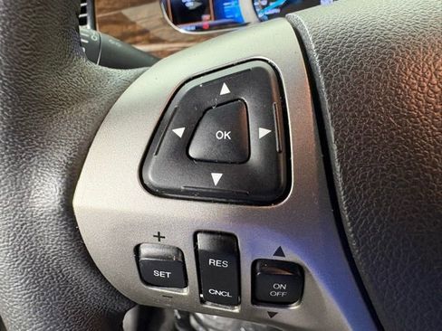 Used 2018 Ford Taurus Limited image 31